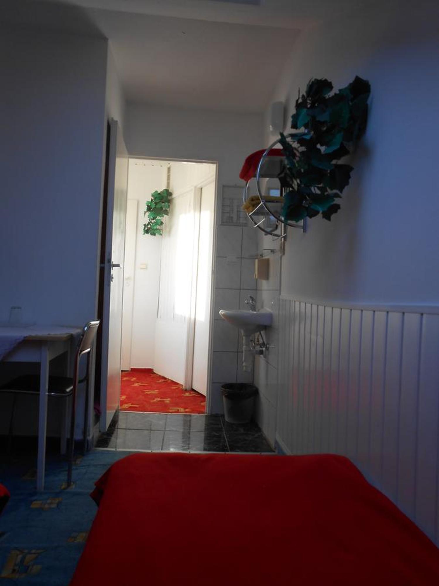 Hotel Leon Biala Podlaska Ruang foto