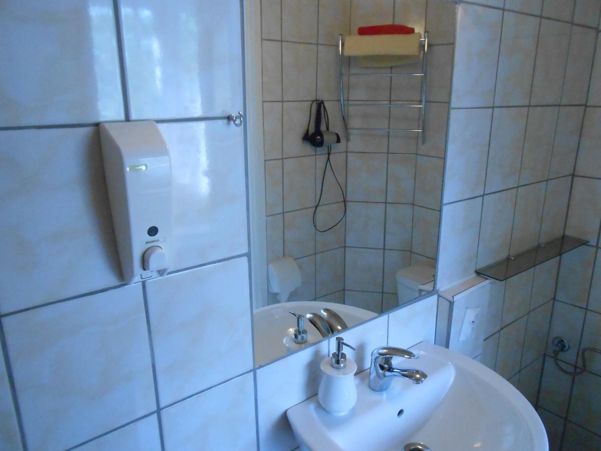 Hotel Leon Biala Podlaska Ruang foto