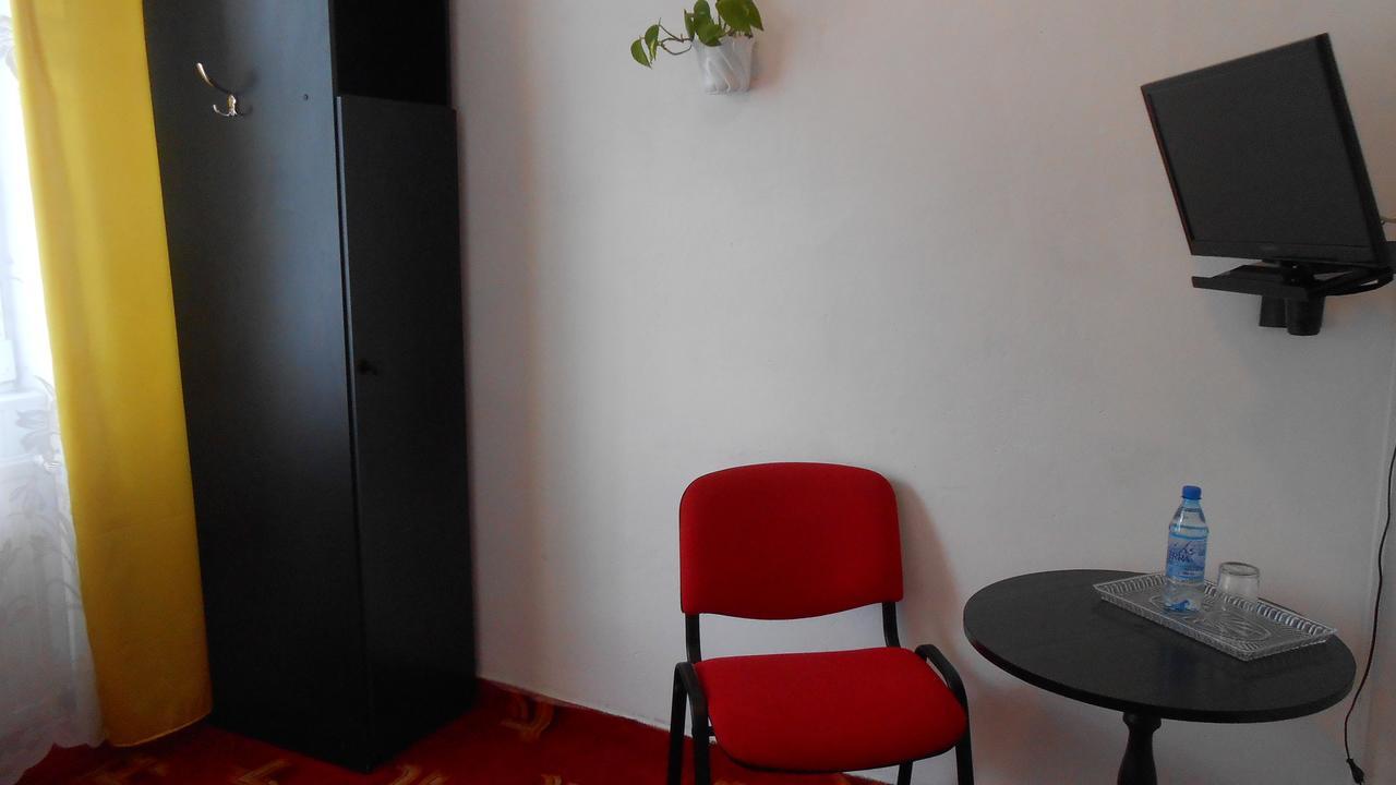 Hotel Leon Biala Podlaska Ruang foto