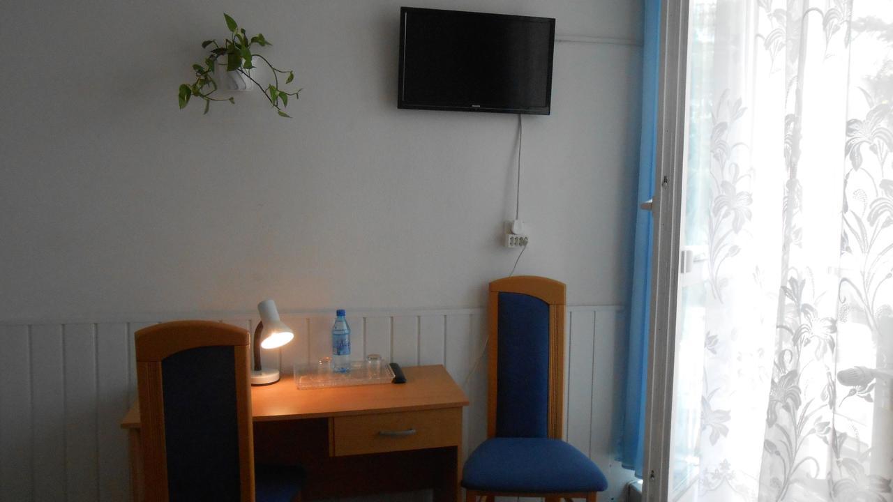Hotel Leon Biala Podlaska Bagian luar foto